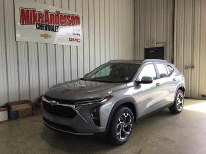 New 2025 Chevrolet Trax LT w/ Sunroof Package