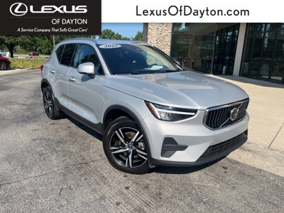 Used 2025 Volvo XC40 B5 Core