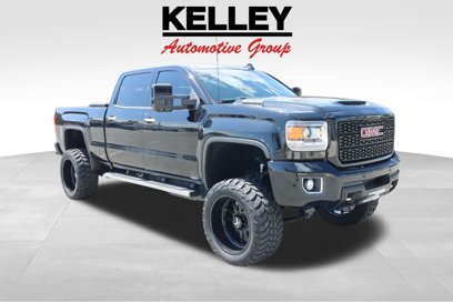 Used 2019 GMC Sierra 2500 Denali w/ Duramax Plus Package