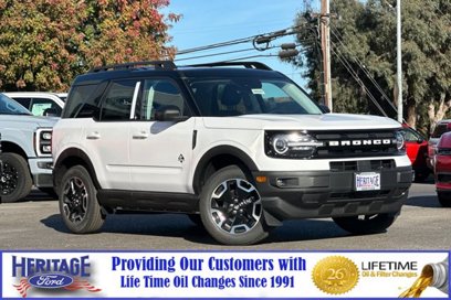 New 2024 Ford Bronco Sport Outer Banks w/ Tech Package