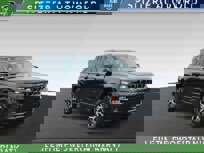 New 2024 Jeep Grand Cherokee Limited w/ Luxury Tech Group II