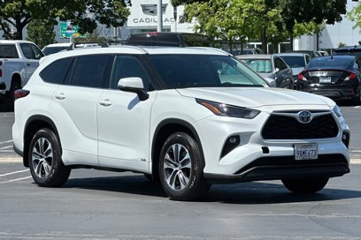 Used 2022 Toyota Highlander XLE