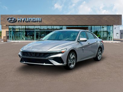 New 2025 Hyundai Elantra Limited