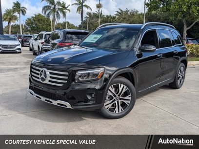 New 2025 Mercedes-Benz GLB 250