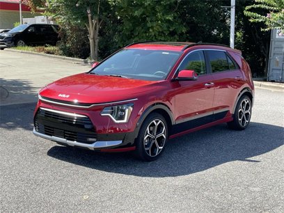 Used 2024 Kia Niro SX Touring