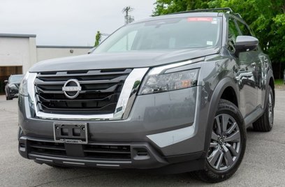 Certified 2025 Nissan Pathfinder SV