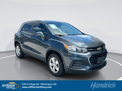 Used 2022 Chevrolet Trax LS w/ Tint and Cruise Package