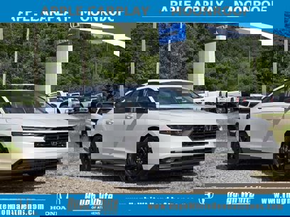 New 2025 Honda Accord SE