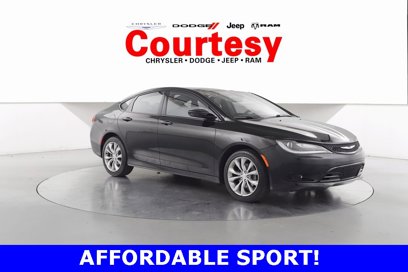 Certified 2016 Chrysler 200 S w/ Comfort Group
