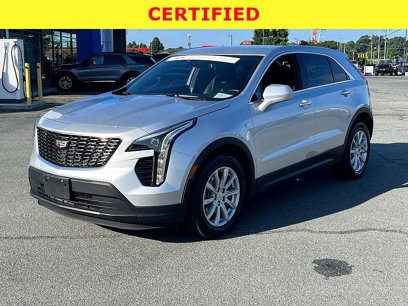 Certified 2022 Cadillac XT4 Luxury w/ Cold Weather Package
