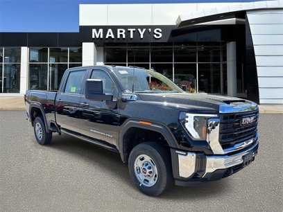 New 2025 GMC Sierra 2500 Pro w/ Snow Plow Prep/Camper Package