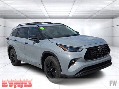 New 2025 Toyota Highlander XLE