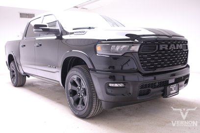 New 2025 RAM 1500 4x4 Crew Cab