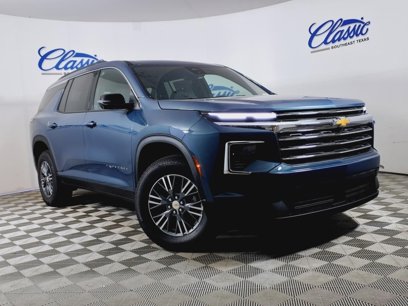 New 2025 Chevrolet Traverse LT w/ Driver Confidence Package