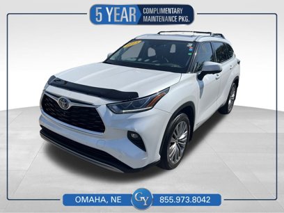 Used 2023 Toyota Highlander Platinum