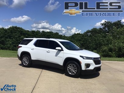 Used 2022 Chevrolet Traverse LT