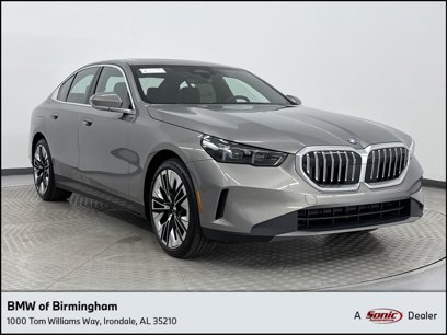 New 2025 BMW 530i w/ Premium Package