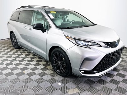 Used 2022 Toyota Sienna XSE