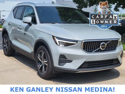 Used 2024 Volvo XC40 B5 Core
