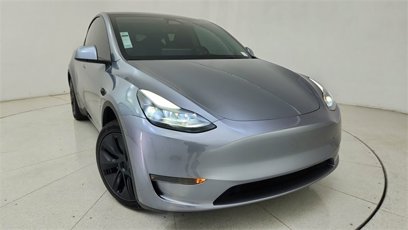 Used 2025 Tesla Model Y Long Range