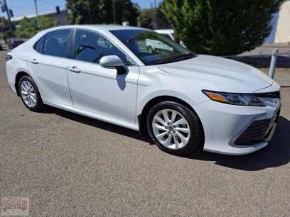 Used 2022 Toyota Camry LE