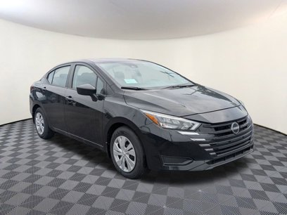 New 2025 Nissan Versa S w/ Trunk Package