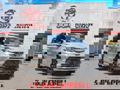 Used 2024 Toyota Sienna XLE Woodland Edition