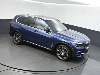 Certified 2023 BMW X5 sDrive40i w/ Premium Package