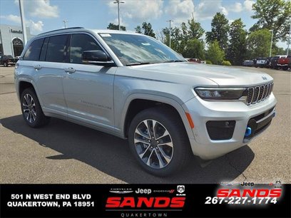 New 2023 Jeep Grand Cherokee Overland w/ Luxury Tech Group IV