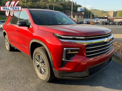 New 2025 Chevrolet Traverse LT w/ Driver Confidence Package