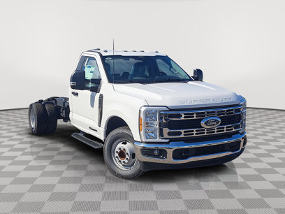 New 2025 Ford F350 XL w/ XL Chrome Package