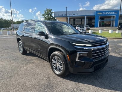 New 2025 Chevrolet Traverse LT