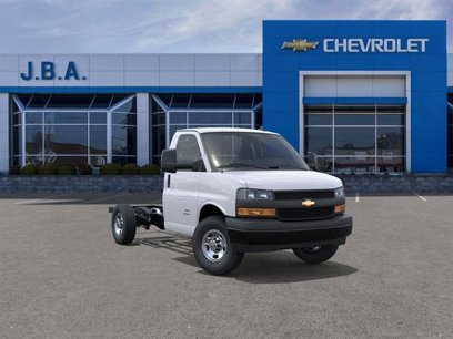 New 2025 Chevrolet Express 3500 w/ Power Convenience Package