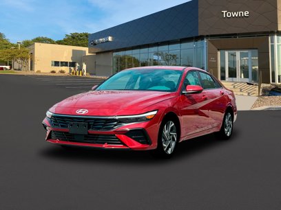 New 2024 Hyundai Elantra SEL w/ Convenience Package