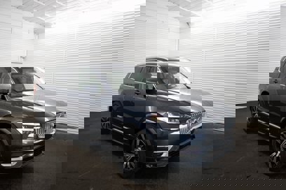 New 2025 Volvo XC90 B6 Plus w/ Protection Package Premier