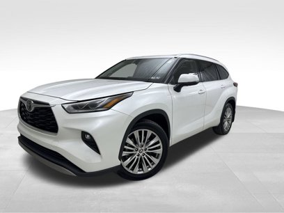 Used 2022 Toyota Highlander Platinum
