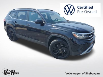Used 2023 Volkswagen Atlas SE w/ Black Wheel Package