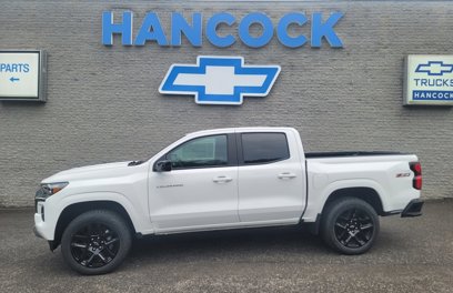 New 2025 Chevrolet Colorado Z71 w/ Z71 Convenience Package 2