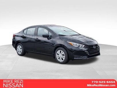 New 2025 Nissan Versa S w/ Trunk Package