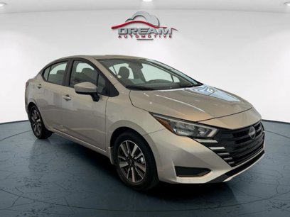 New 2025 Nissan Versa SV w/ Trunk Package