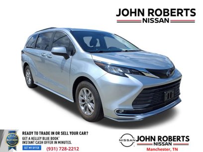 Used 2022 Toyota Sienna XLE
