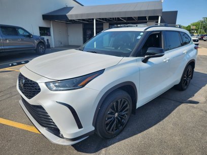 Used 2023 Toyota Highlander XSE