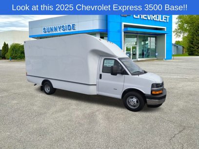 New 2025 Chevrolet Express 3500 w/ Power Convenience Package