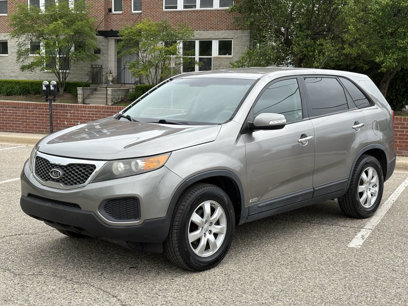 Used 2012 Kia Sorento LX w/ Third Row Pkg