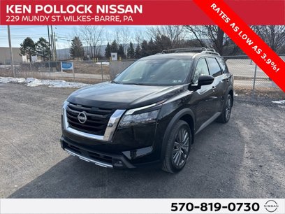 New 2025 Nissan Pathfinder SL w/ SL Premium Package