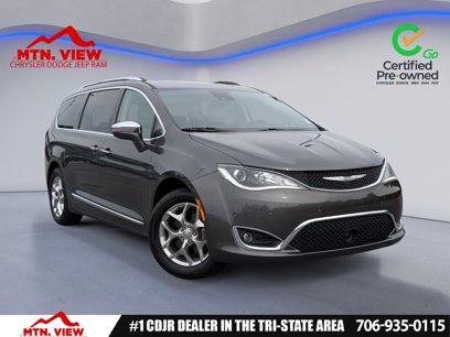Certified 2017 Chrysler Pacifica Limited w/ UConnect Theater Package