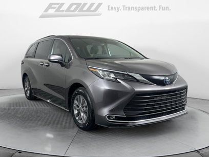 Used 2023 Toyota Sienna XLE
