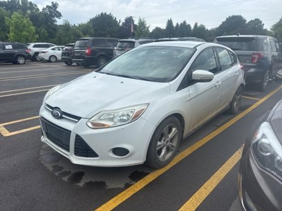 Used 2014 Ford Focus SE w/ SE Winter Package