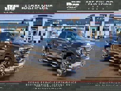 New 2025 GMC Sierra 1500 SLT w/ SLT Premium Plus Package