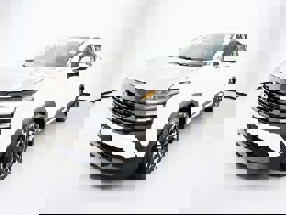 New 2025 Nissan Kicks SV